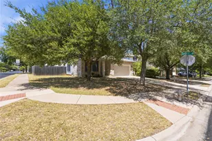 4228 Columbine Dr, Austin, TX 78727 - Photo 2