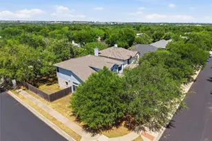 4228 Columbine Dr, Austin, TX 78727 - Photo 34