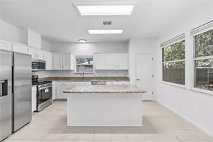 4228 Columbine Dr, Austin, TX 78727 - Photo 8