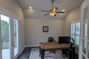 467 Jacksdaw Dr, Austin, TX 78737 - Photo 26
