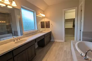 467 Jacksdaw Dr, Austin, TX 78737 - Photo 12