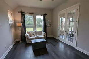 467 Jacksdaw Dr, Austin, TX 78737 - Photo 10