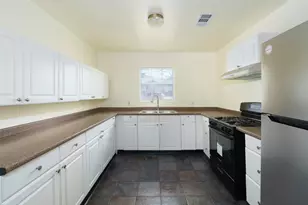 505 E Applegate Dr, Austin, TX 78753 - Photo 2