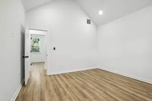 105 Mokolii Ct, Bastrop, TX 78602 - Photo 14