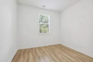 105 Mokolii Ct, Bastrop, TX 78602 - Photo 20