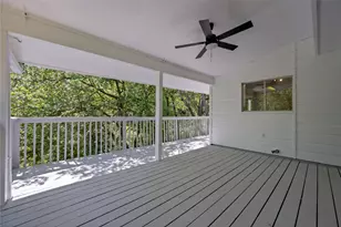 7 Hull Circle Dr, Austin, TX 78746 - Photo 16