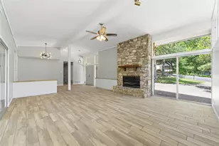 7 Hull Circle Dr, Austin, TX 78746 - Photo 6