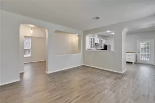 521 New Country Rd, Kyle, TX 78640 - Photo 2