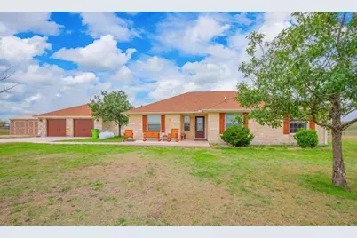 600 County Rd 405, Taylor, TX 76574 - Photo 16