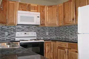 2830 San Gabriel St, Austin, TX 78705 - Photo 2