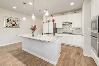 1136 Almeria Bend, Leander, TX 78641 - Photo 6