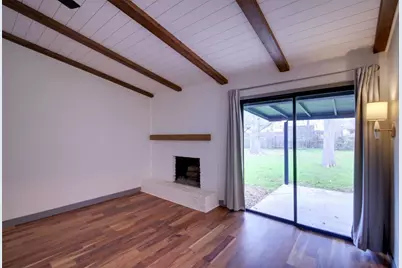 11813 Highland Oaks Trail, Austin, TX 78759 - Photo 10