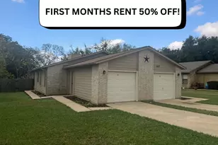 807 Lloyd Ln, Elgin, TX 78621 - Photo 1