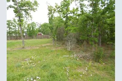441 Tom Tom, Smithville, TX 78957 - Photo 12