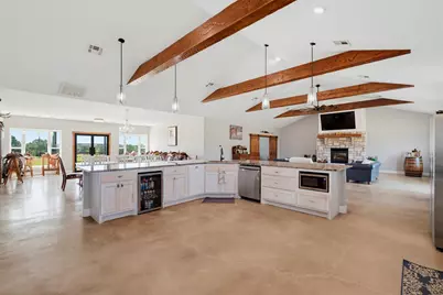 16905 Fm 112, Thrall, TX 76578 - Photo 14