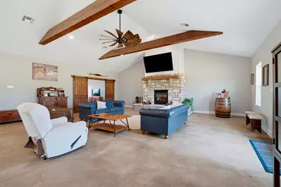 16905 Fm 112, Thrall, TX 76578 - Photo 32