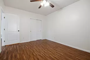 302 W San Antonio St, San Marcos, TX 78666 - Photo 22