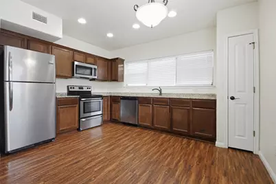302 W San Antonio Street #101, San Marcos, TX 78666 - Photo 10
