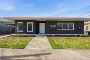 302 W San Antonio St, San Marcos, TX 78666 - Photo 2