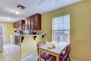 611 W Live Oak St, Austin, TX 78704 - Photo 6