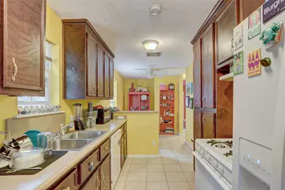 611 W Live Oak Street, Austin, TX 78704 - Photo 8