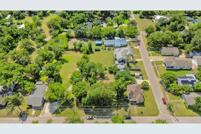 1007 Kimbro Street, Taylor, TX 76574 - Photo 28