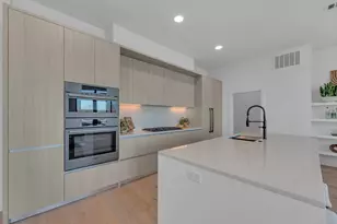 2209 S 1st St, Austin, TX 78704 - Photo 8