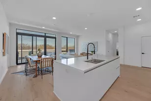 2209 S 1st St, Austin, TX 78704 - Photo 6