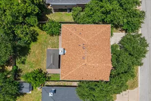 706 Hilltop Dr, Leander, TX 78641 - Photo 18