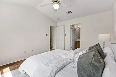 109 Prairie Springs Cove, Georgetown, TX 78626 - Photo 16
