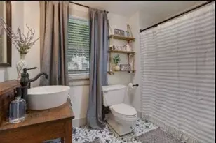 610 Bohlmann Ave, Schulenburg, TX 78956 - Photo 16