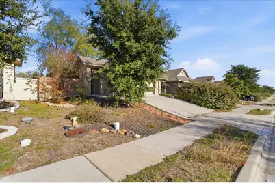 514 Nautical Loop, Kyle, TX 78640 - Photo 4