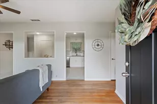 804 Ash St, Georgetown, TX 78626 - Photo 8