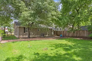804 Ash St, Georgetown, TX 78626 - Photo 4
