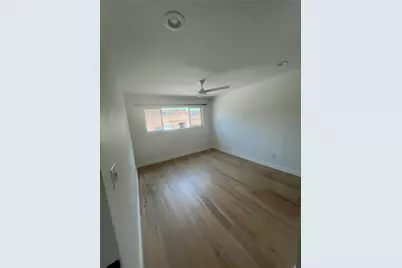 [Address not provided], Austin, TX 78705 - Photo 10
