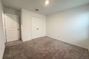 104 Milliner Loop, Hutto, TX 78634 - Photo 14