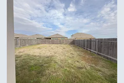 104 Milliner Loop, Hutto, TX 78634 - Photo 18