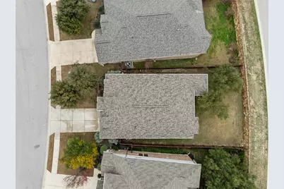 8113 Cannon Court, Lago Vista, TX 78645 - Photo 38