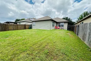 7521 Cedar Edge Dr, Austin, TX 78744 - Photo 20