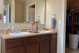 7521 Cedar Edge Dr, Austin, TX 78744 - Photo 14