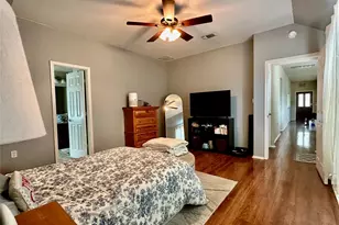 7521 Cedar Edge Dr, Austin, TX 78744 - Photo 12