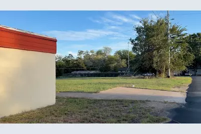 100 Highway 71 Highway W, Bastrop, TX 78602 - Photo 4