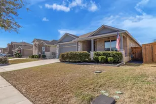 124 Sage Meadows Dr, San Marcos, TX 78666 - Photo 2