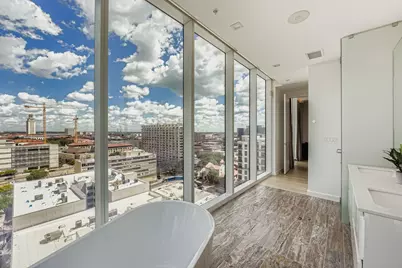 313 W 17th Street #1404, Austin, TX 78701 - Photo 20