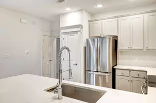 6712 Lantern View Dr, Jonestown, TX 78645 - Photo 10