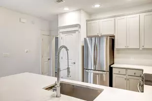 6712 Lantern View Dr, Jonestown, TX 78645 - Photo 10