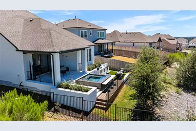 22404 Lago Lookout Lane, Lago Vista, TX 78645 - Photo 34