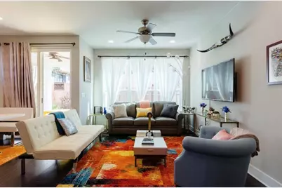 807 E 16th Street #A, Austin, TX 78702 - Photo 10