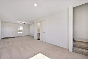 313 Riverdale Dr, Jarrell, TX 76537 - Photo 10