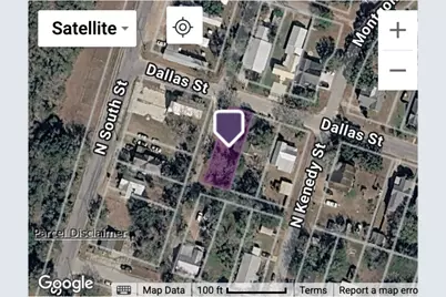 106 Dallas Street, Yoakum, TX 77995 - Photo 1